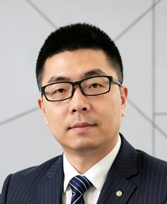 Portrait of Hardy Lau, Founder and Digital Technology Lead of The China Helper